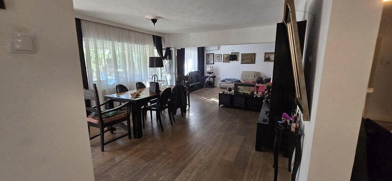 Elena Vacarescu apartament unicat  3 camere parcul Herastrau